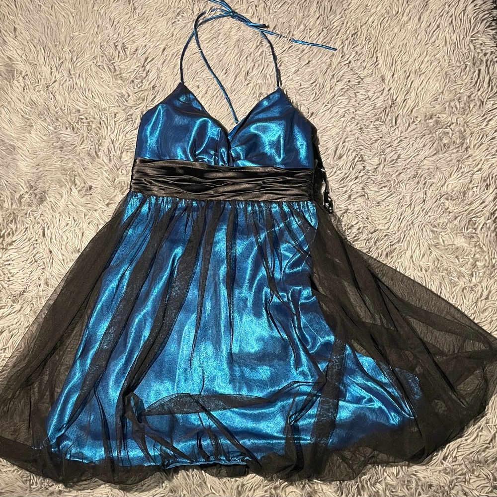 Morgan & Co.: Blue and Black Formal Dress